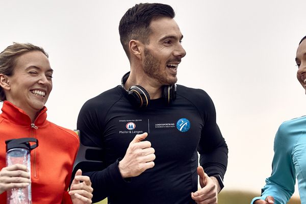 Laufgruppe junger Menschen