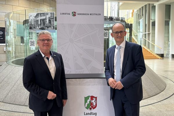 Stefan Klett und Dr. Christoph Niessen im Landtag
