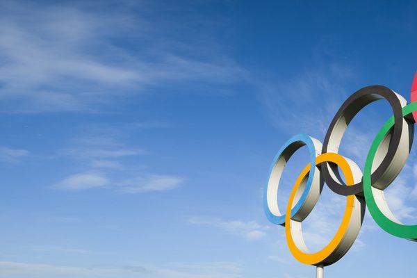 Olympische Ringe / Symbolbild für Olympia 2024 in Paris / © Stock.adobe.com/lazyllama