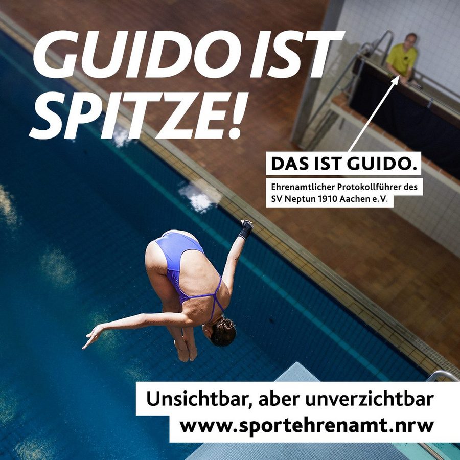 Im Vordergrund Turmspringern, im Hintergrund ist Guido zu sehen (als ehrenamtlicher Protokollführer)