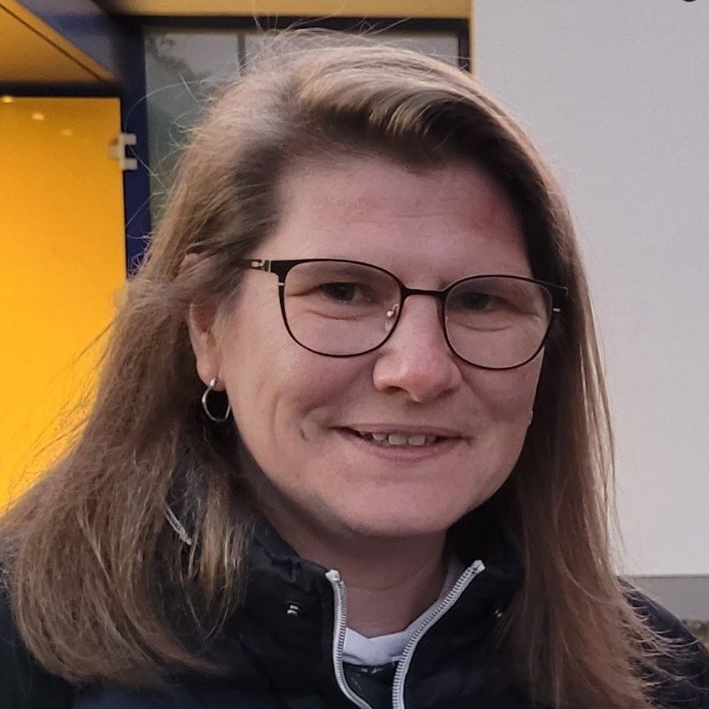 Porträtbild Nadine Seifert