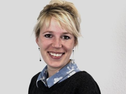 Lilia Weirich: Mitarbeiterin rosenbaum nagy Lilia Weirich: Mitarbeiterin rosenbaum nagy